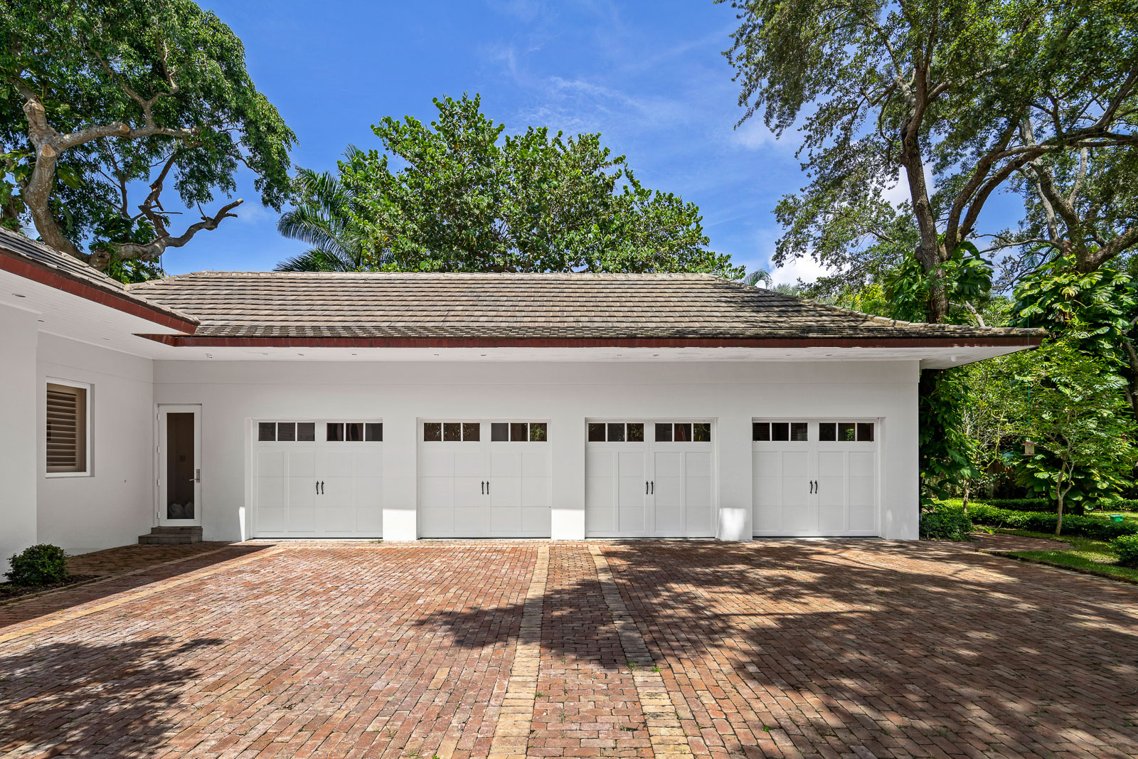 4100 Kiaora Street in Coconut Grove