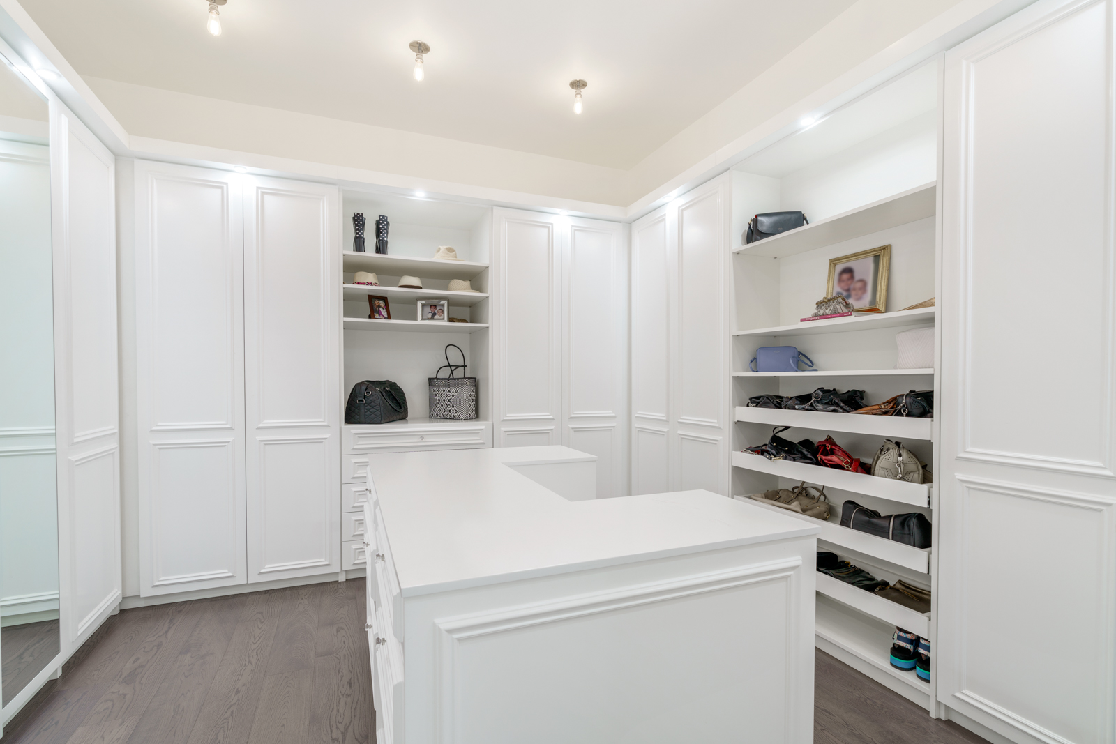 4100 Kiaora Street in Coconut Grove