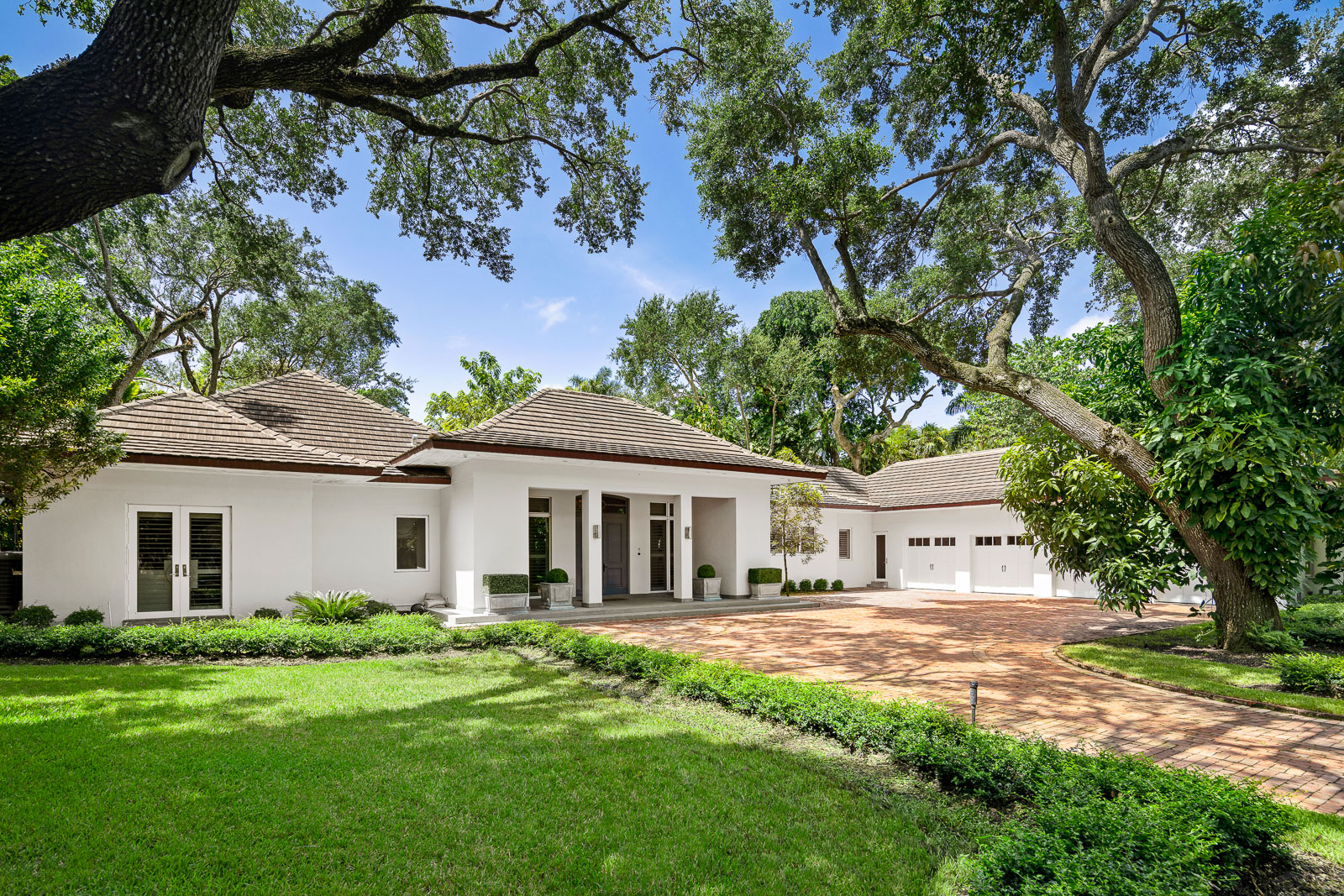 4100 Kiaora Street in Coconut Grove