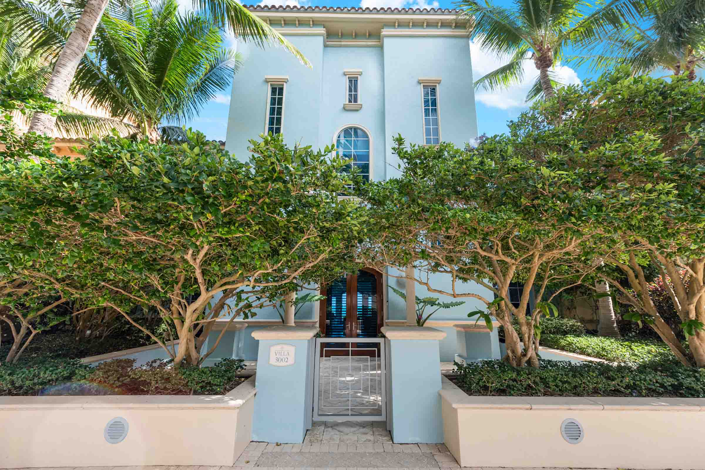 Bath Club Villa 3002 Entrance Courtyard