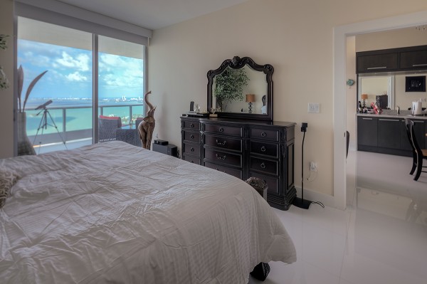 900 Biscayne Bay Condos Unit 5308 Master Bedroom