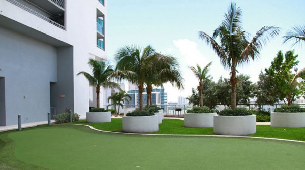 Marina Blue Condominium Putting Green