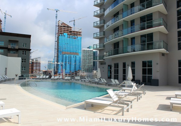 Millecento Residences 9th Floor Pool