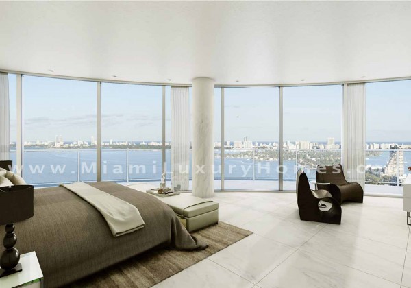Aria on the Bay Master Bedroom