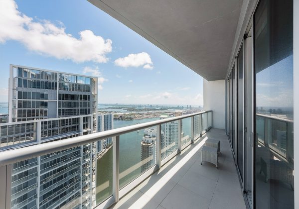 Icon Brickell Penthouse 5710 Terrace View