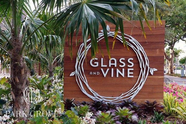 One Park Grove Celebrates the Opening of Glass & Vine in Coconut Grove