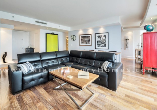 Carbonell Unit 806 Living Room