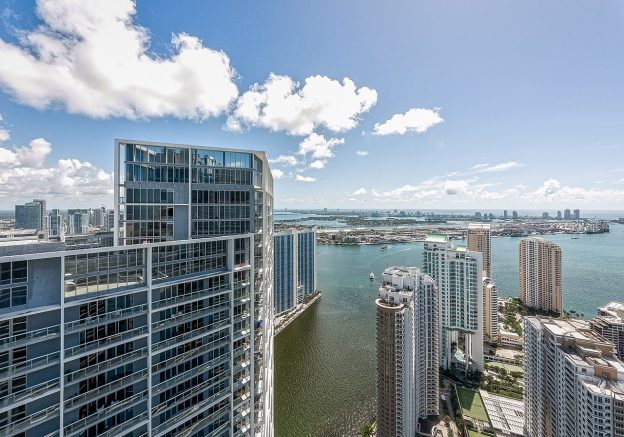 Icon Brickell Penthouse 5710 View
