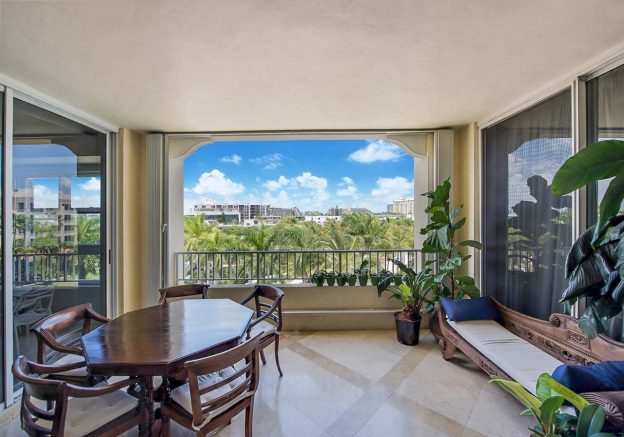 Lake Villa Unit 507 in Ocean Club Community on Key Biscayne
