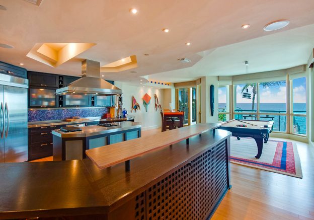 Beacon Harbour Unit 101 in Coconut Grove