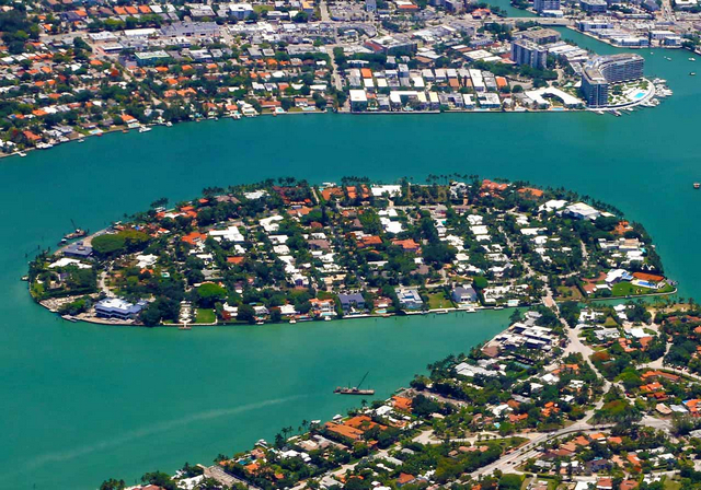 La Gorce Island | Private Waterfront Neighborhood in Miami Beach, Florida