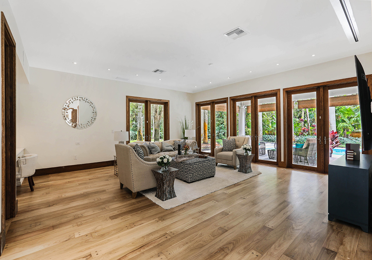 5455 Kerwood Terrace Living Room 5455 Kerwood Terrace Living Room