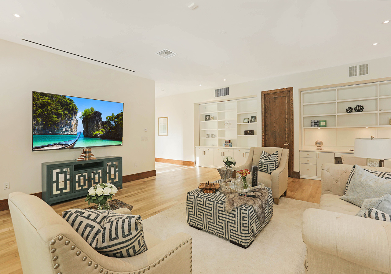 5455 Kerwood Terrace Living Room 5455 Kerwood Terrace Living Room