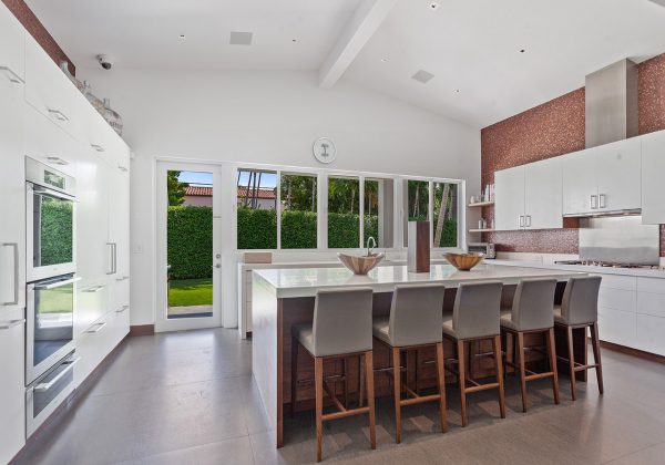 5763 North Bay Road Kitchen 5763 North Bay Road Kitchen