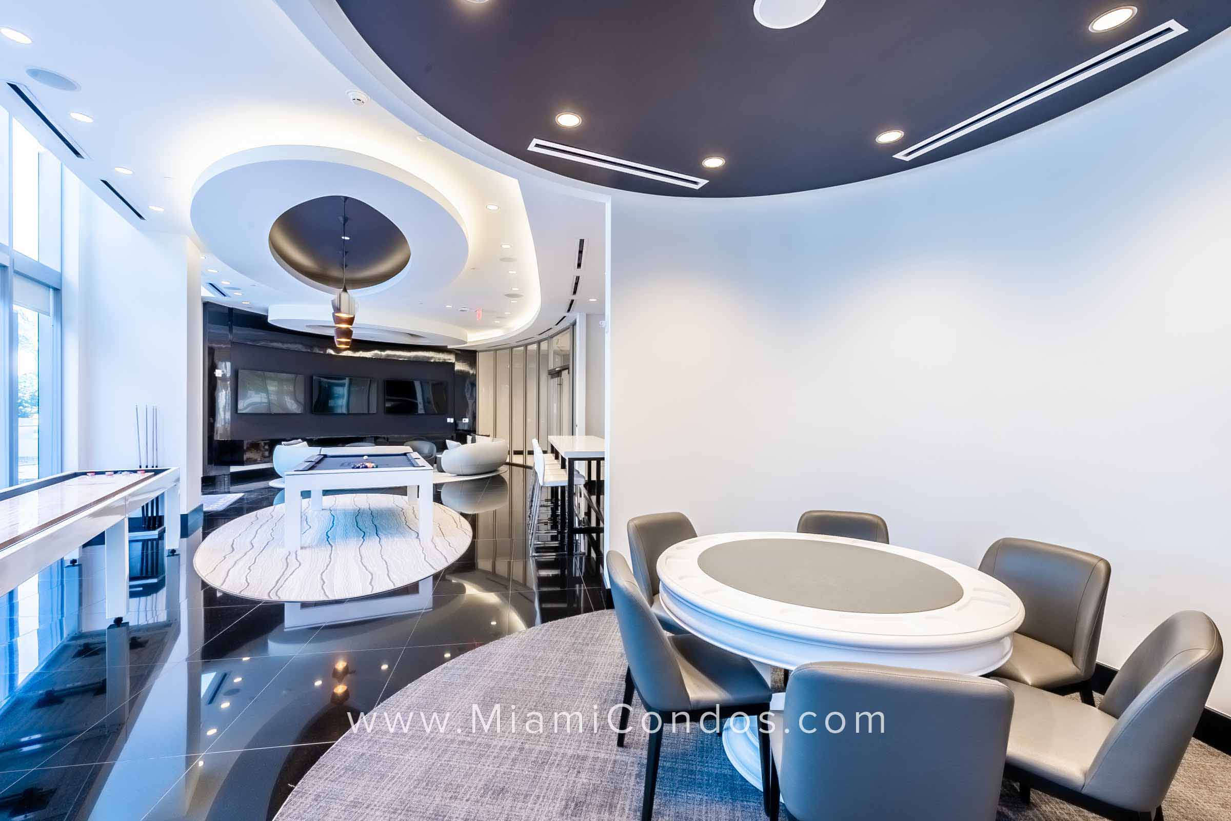 Paramount Miami Worldcenter Game Room