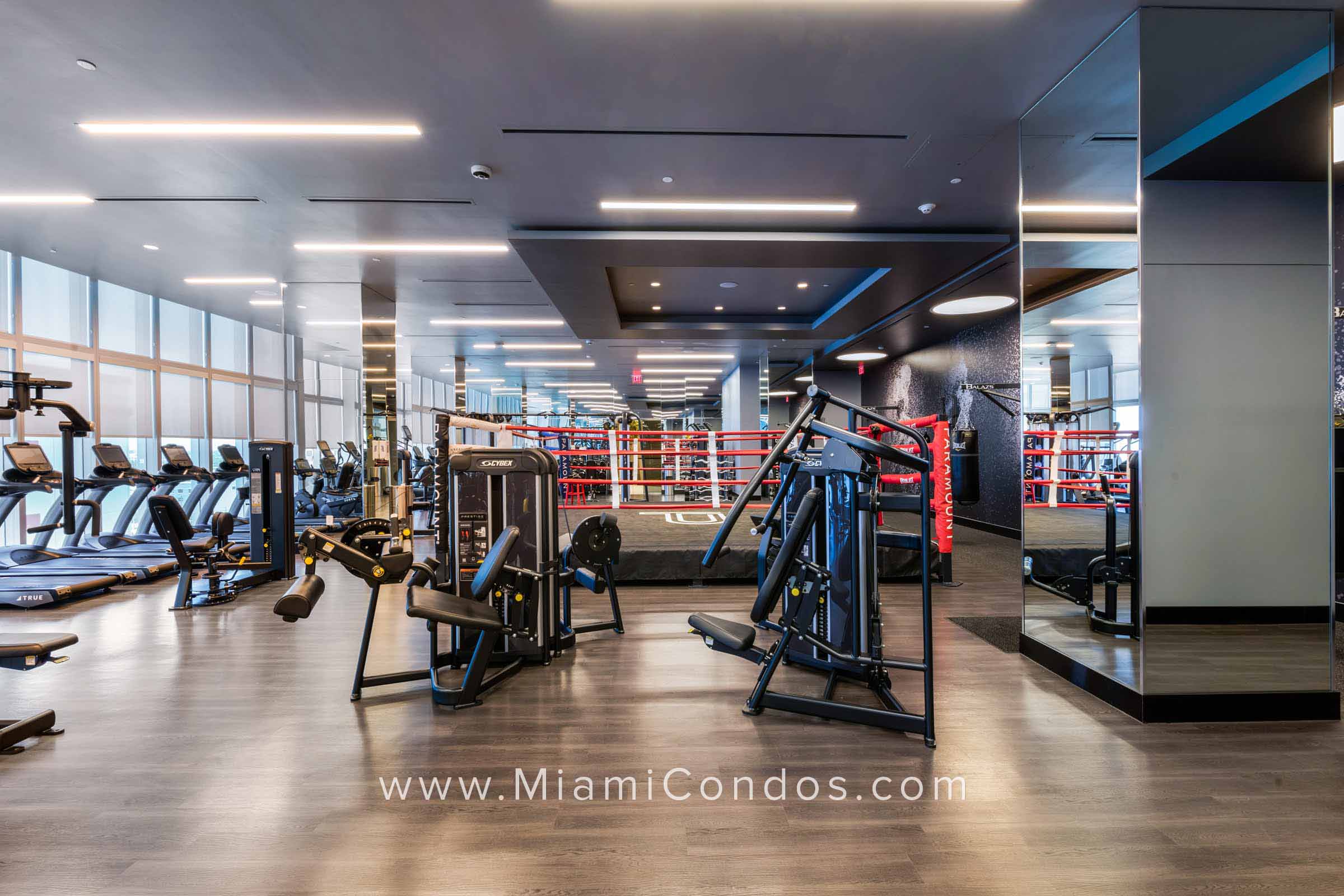 Paramount Miami Worldcenter Gym