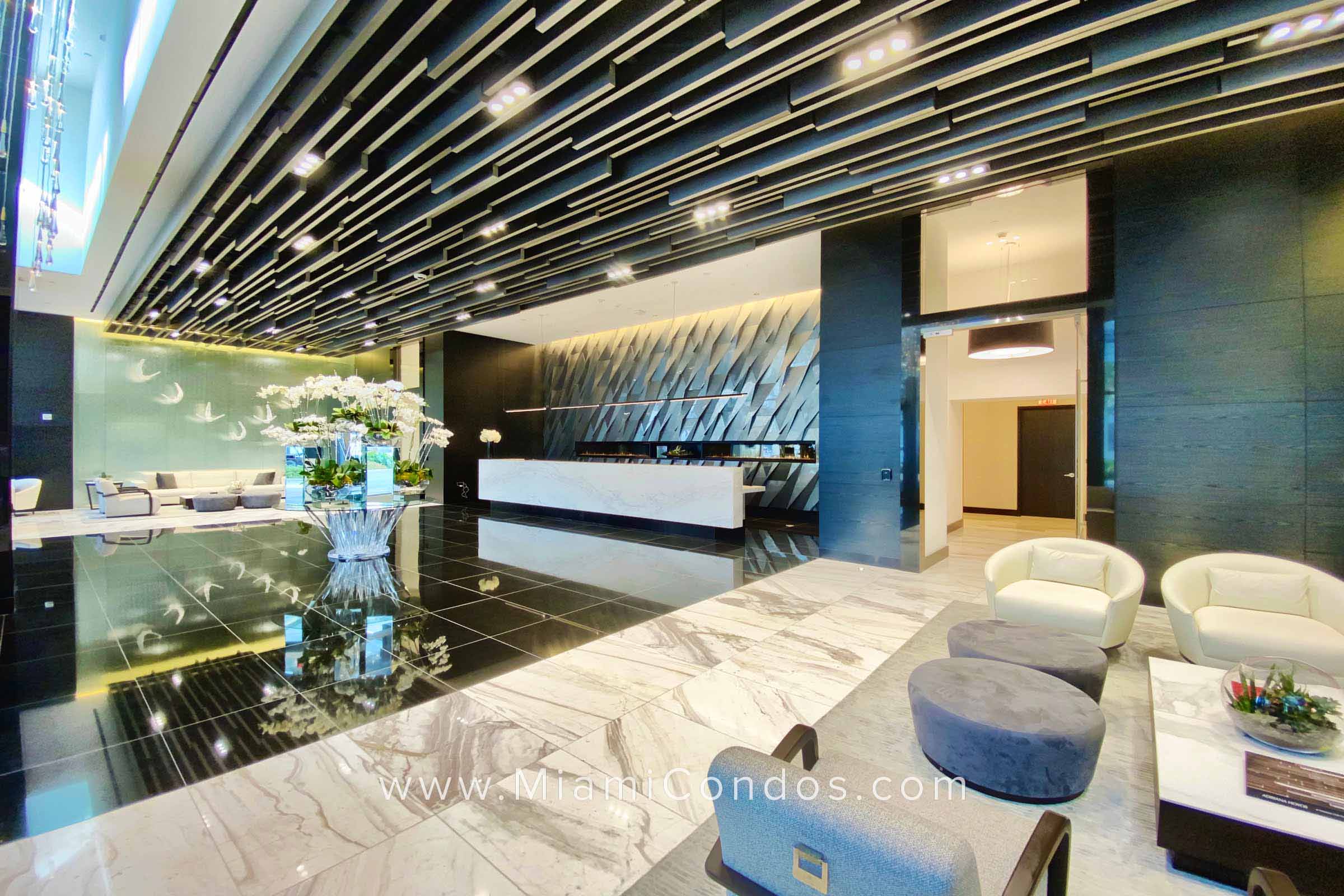 Paramount Miami Worldcenter Lobby