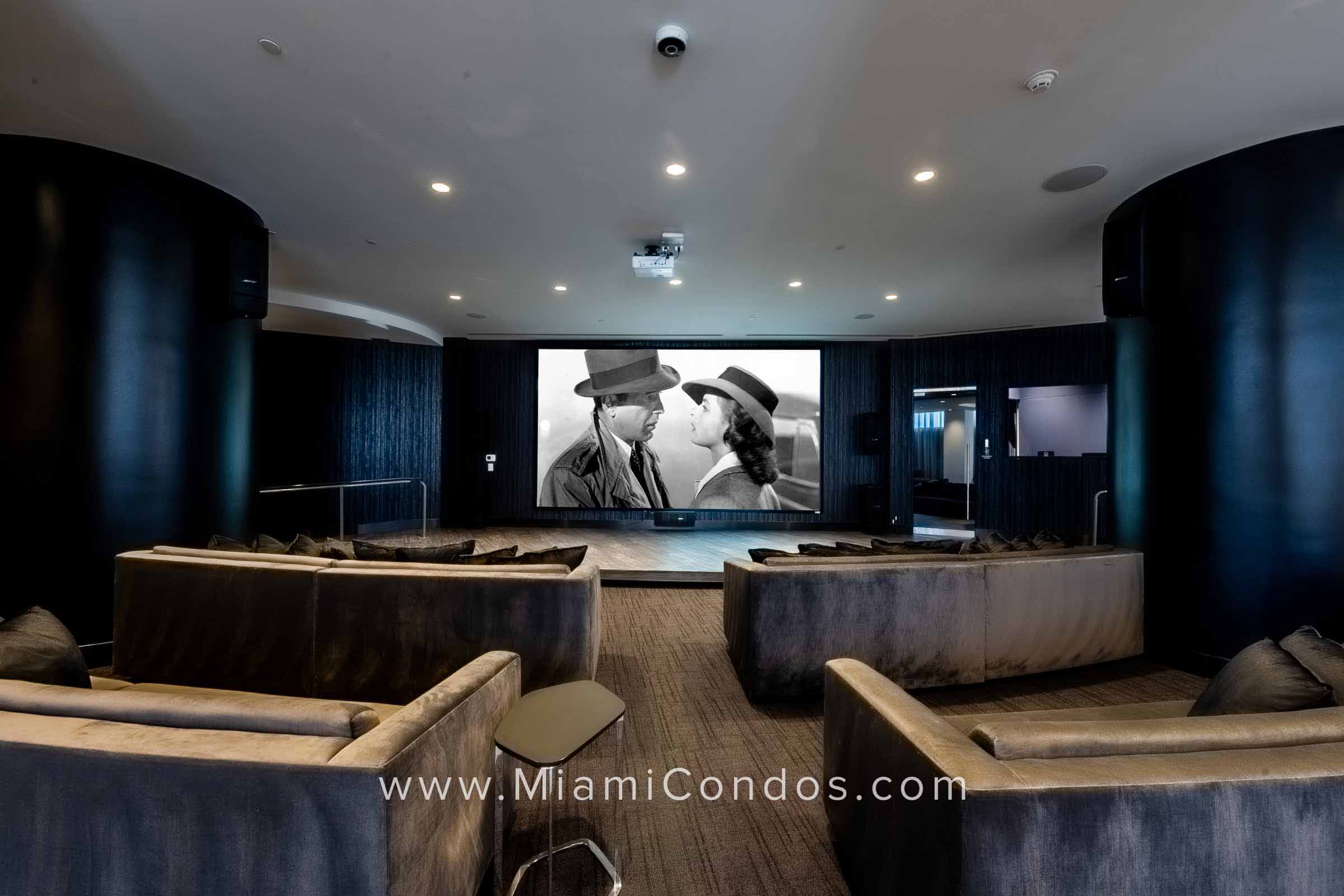Paramount Miami Worldcenter Movie Theater