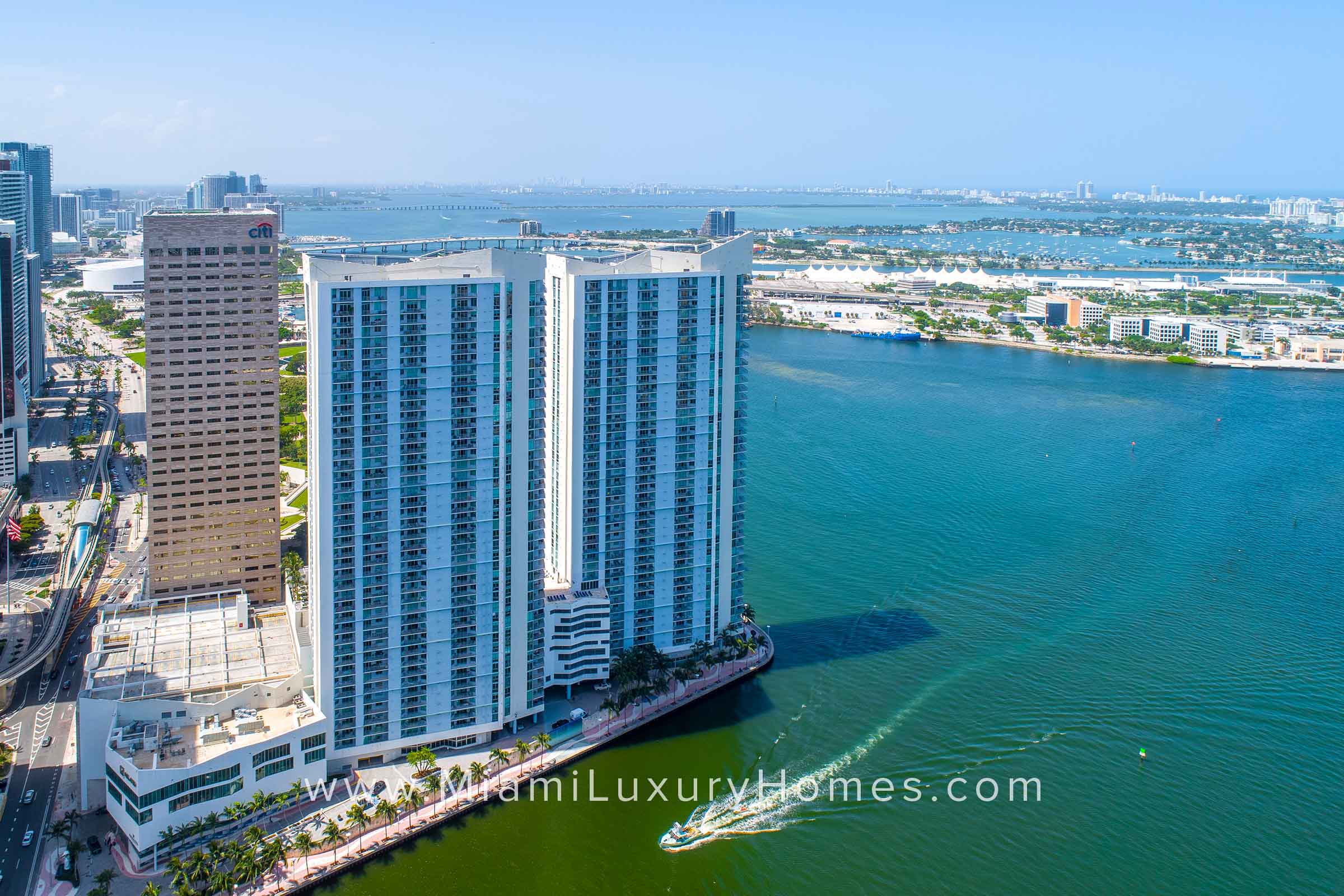 One Miami Condo Buildings in Downtown