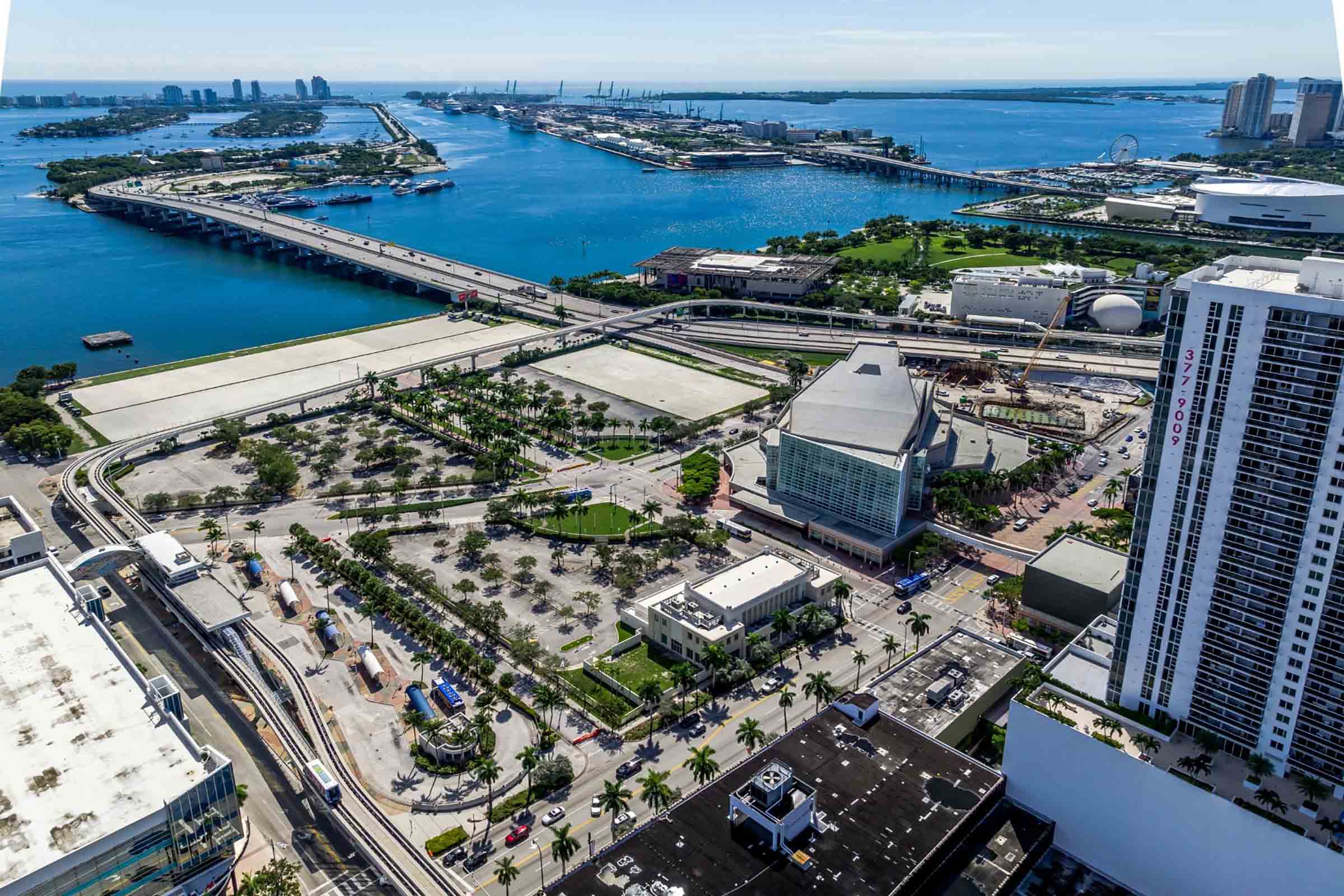 Downtown Miami Waterfront Development Site Set To Bring Over $1 Billion