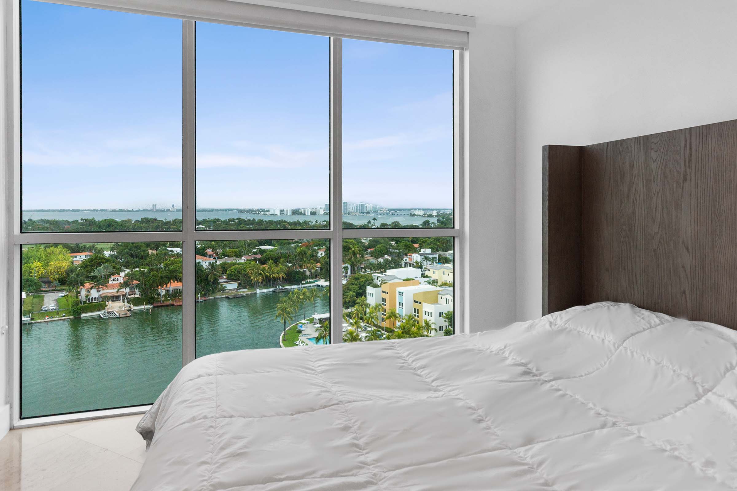 The Grandview Miami Beach 1602 Bedroom View