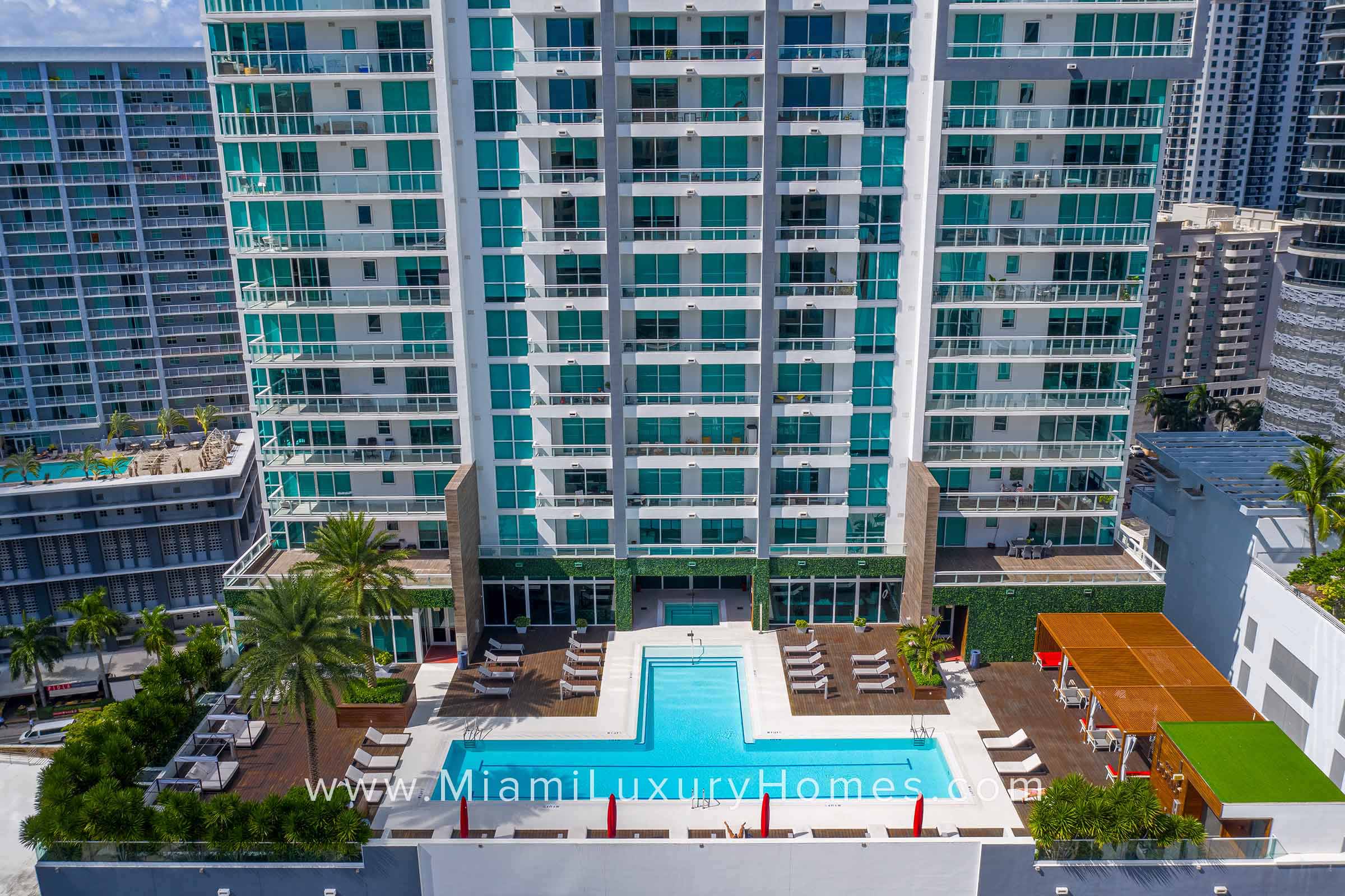 Aerial View of The Bond on Brickell Pool