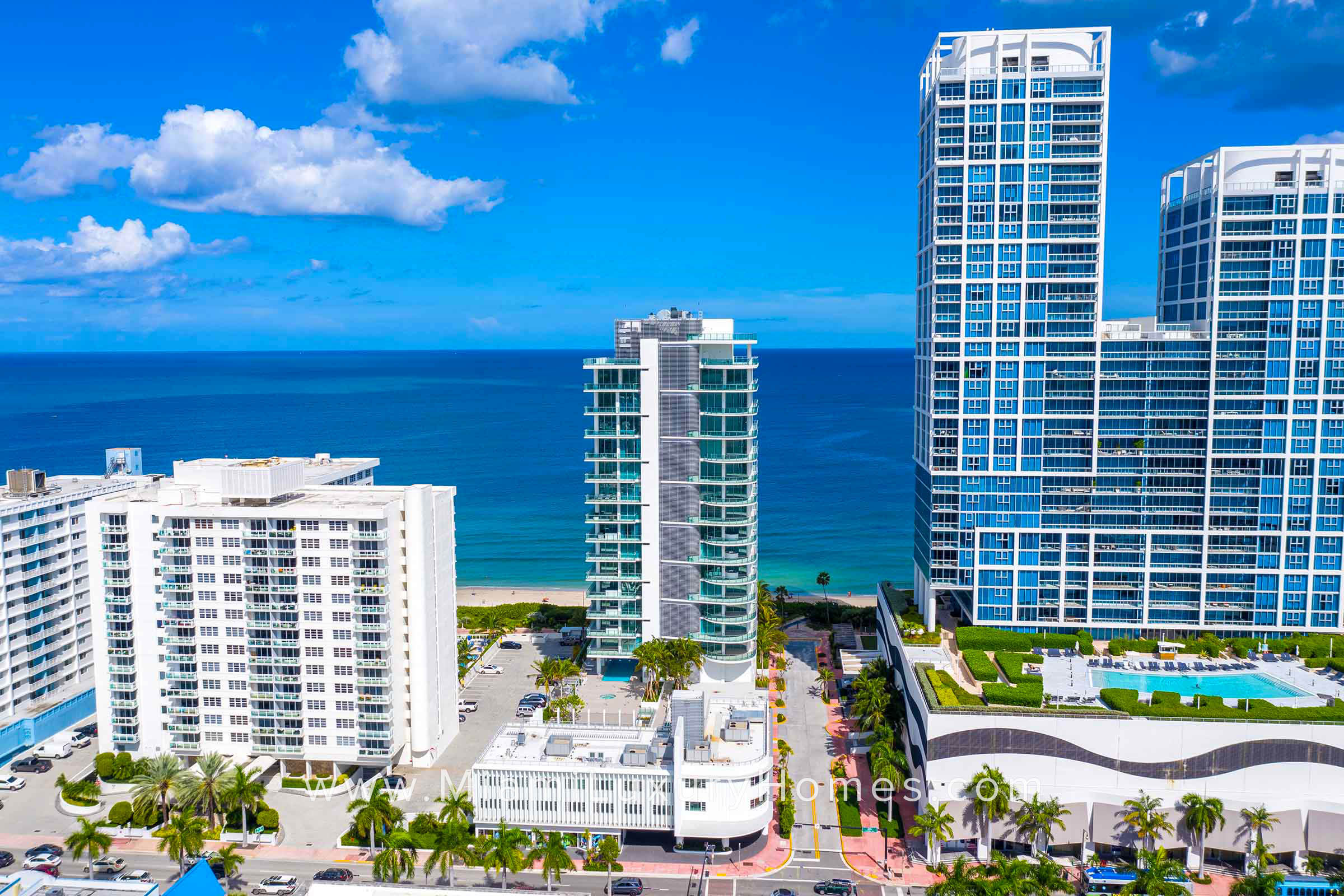 L’Atelier Condo Building in Miami Beach