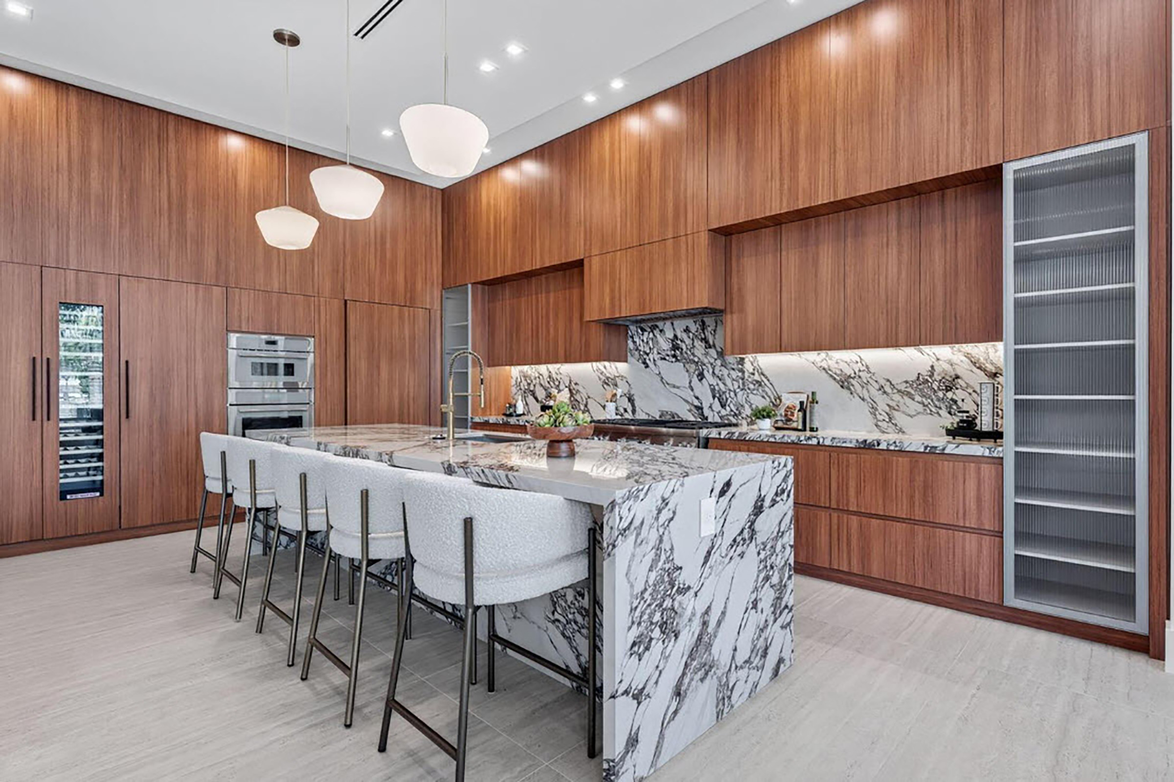 721 NE 34th Street Kitchen 721 NE 34th Street Kitchen